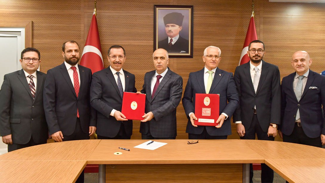 Pamukkale Üniversitesi Tıp Fakültesi ile Eğitimde İşbirliği Protokolü İmzalandı