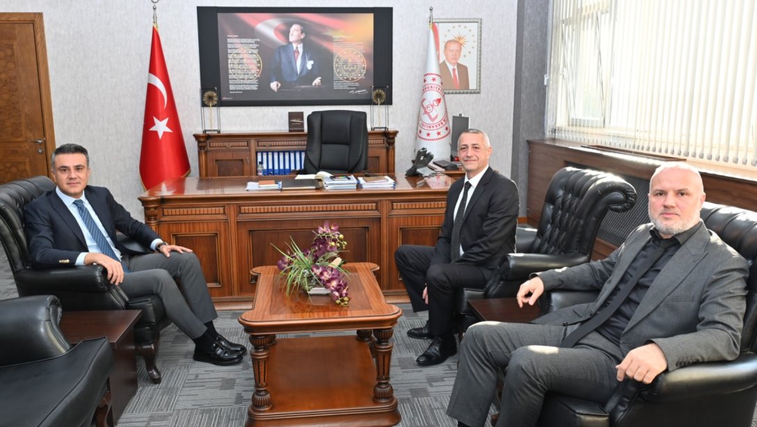 Millî  Eğitim Bakanı Yusuf Tekin'in Danışmanları Prof. Dr. Nuri Güçtekin ve Muzaffer Fehmi Şakar, Denizli'mizi ziyaret etti.